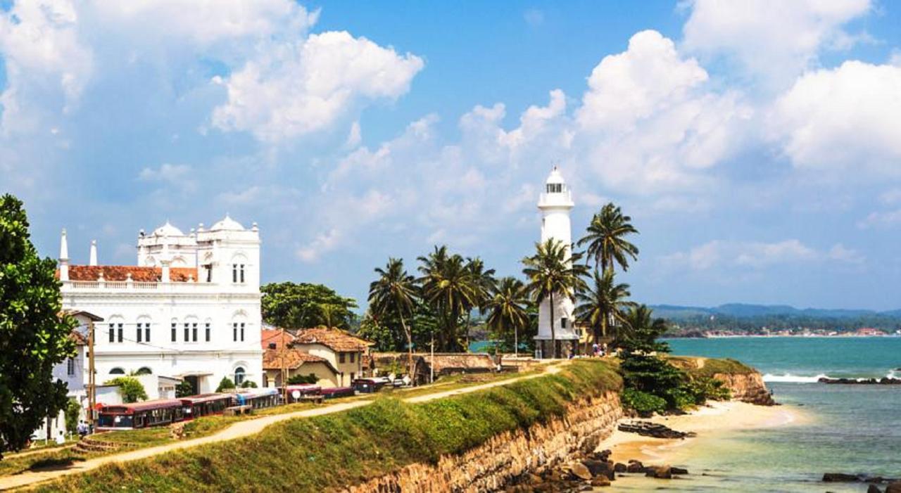 Fort Sapphire กอลล์ ภายนอก รูปภาพ